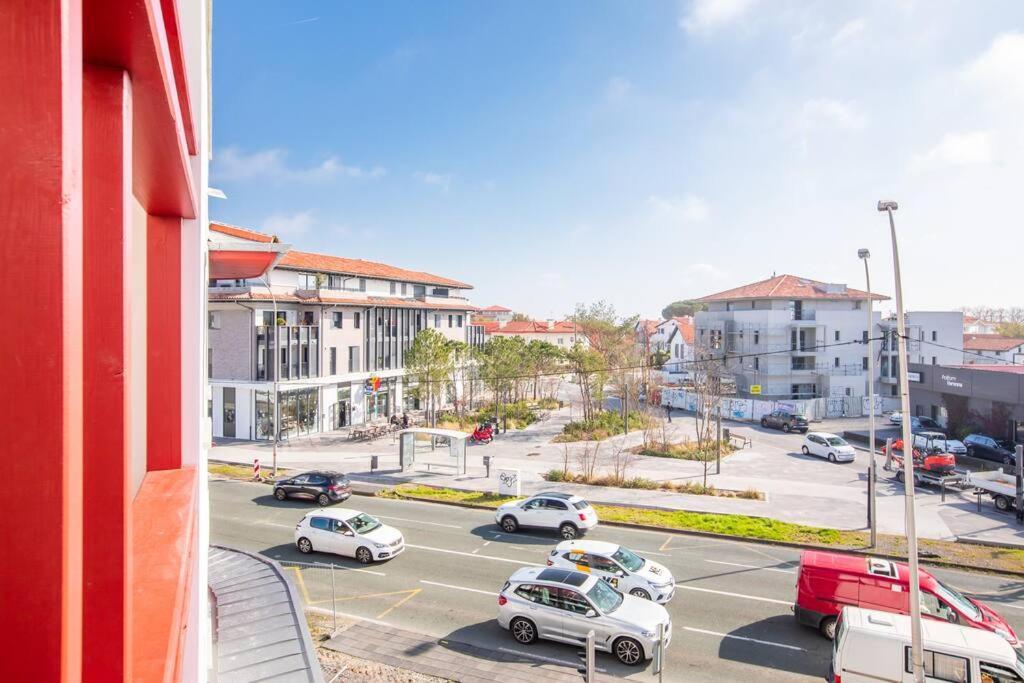 Confort-Appartement Le Maia Anglet Exterior photo